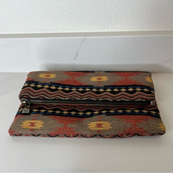 Moda Luxe Women's Removeable Chain Strap For a Crossbody Clutch Wallet - Picture 2 of 9